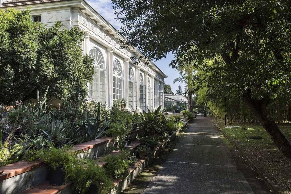 Apartamento Tra Il Bosco E L'Orto Nápoles Exterior foto